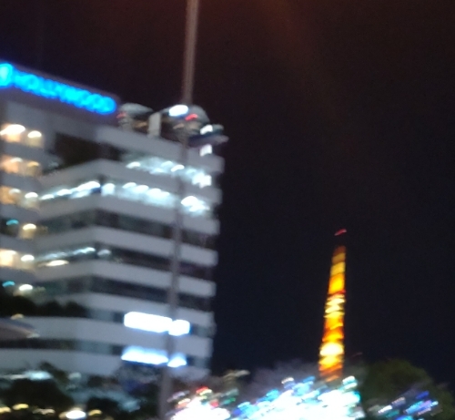 またたく間に過ぎて